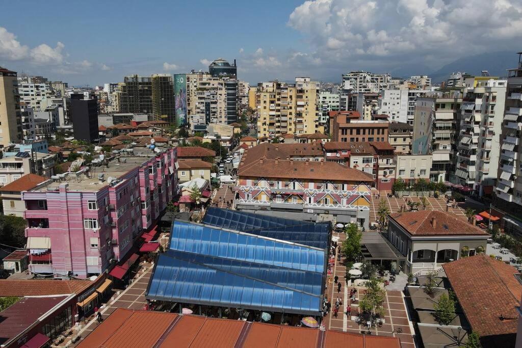 Central Apartment Tiranë Luaran gambar