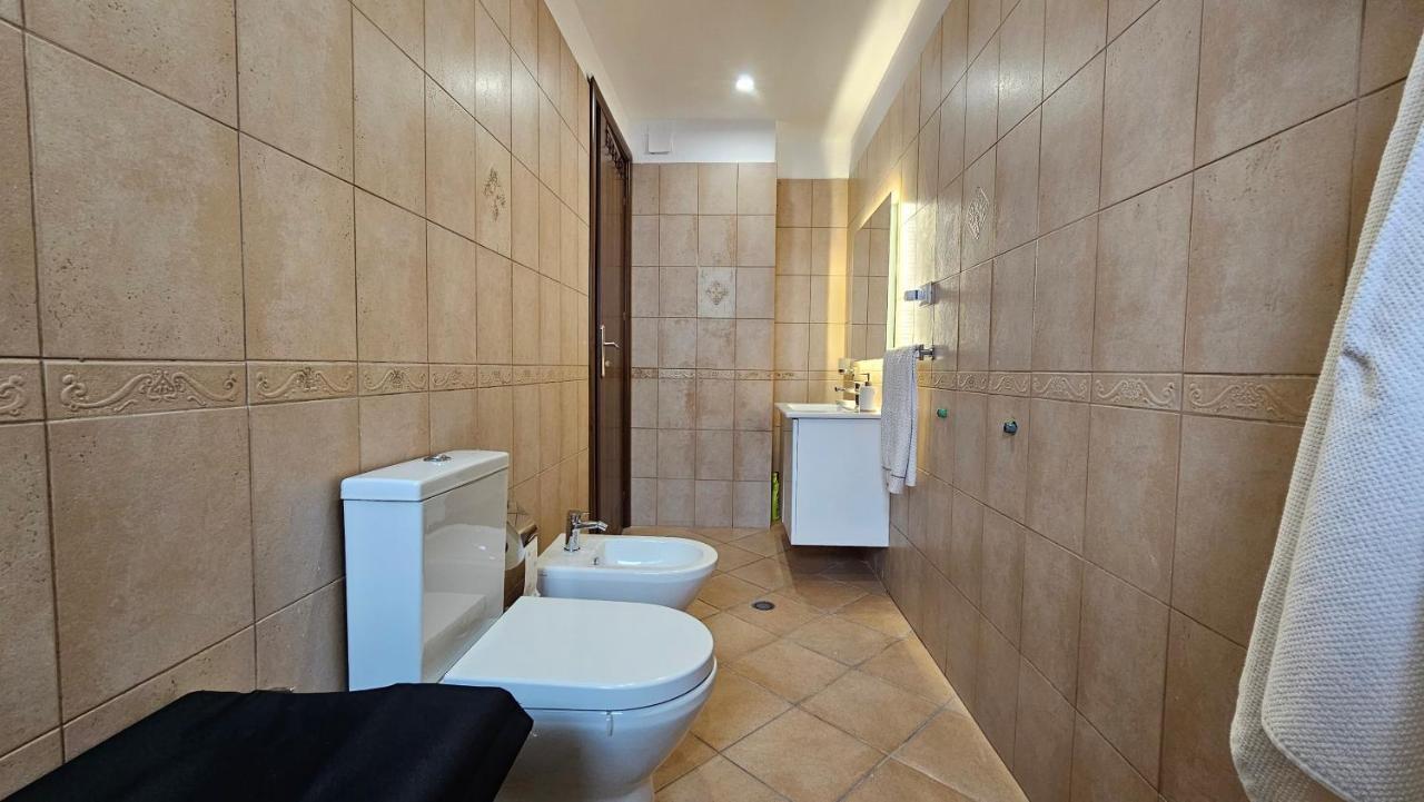 Central Apartment Tiranë Luaran gambar